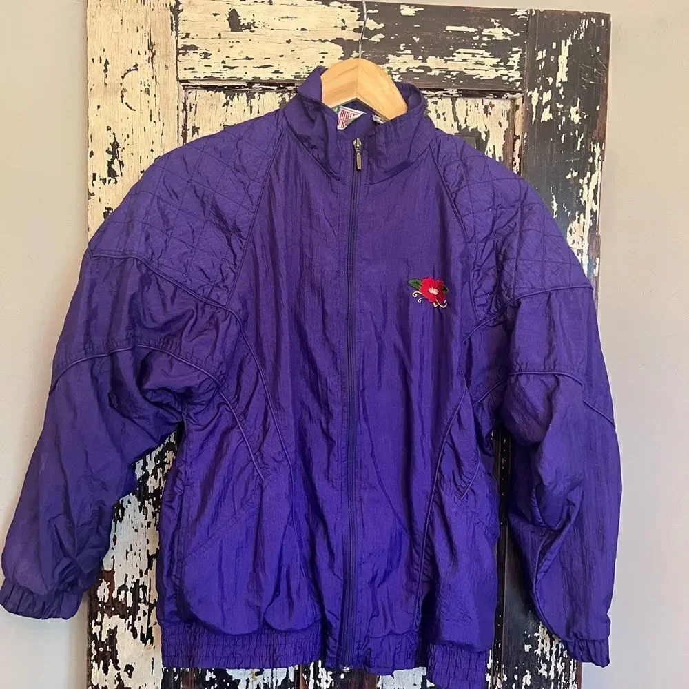EUC Women’s Vintage Bold Spirit Purple Track jacket w poppy size small jacket.
